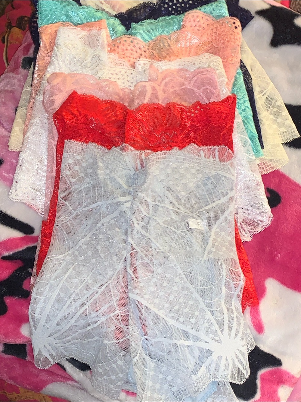 Lace Strapless Bustier Chemise - White and Red